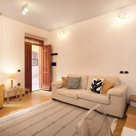 Feriehus Terrazza 59, Intera Casa Nel Cuore Di Cagliari